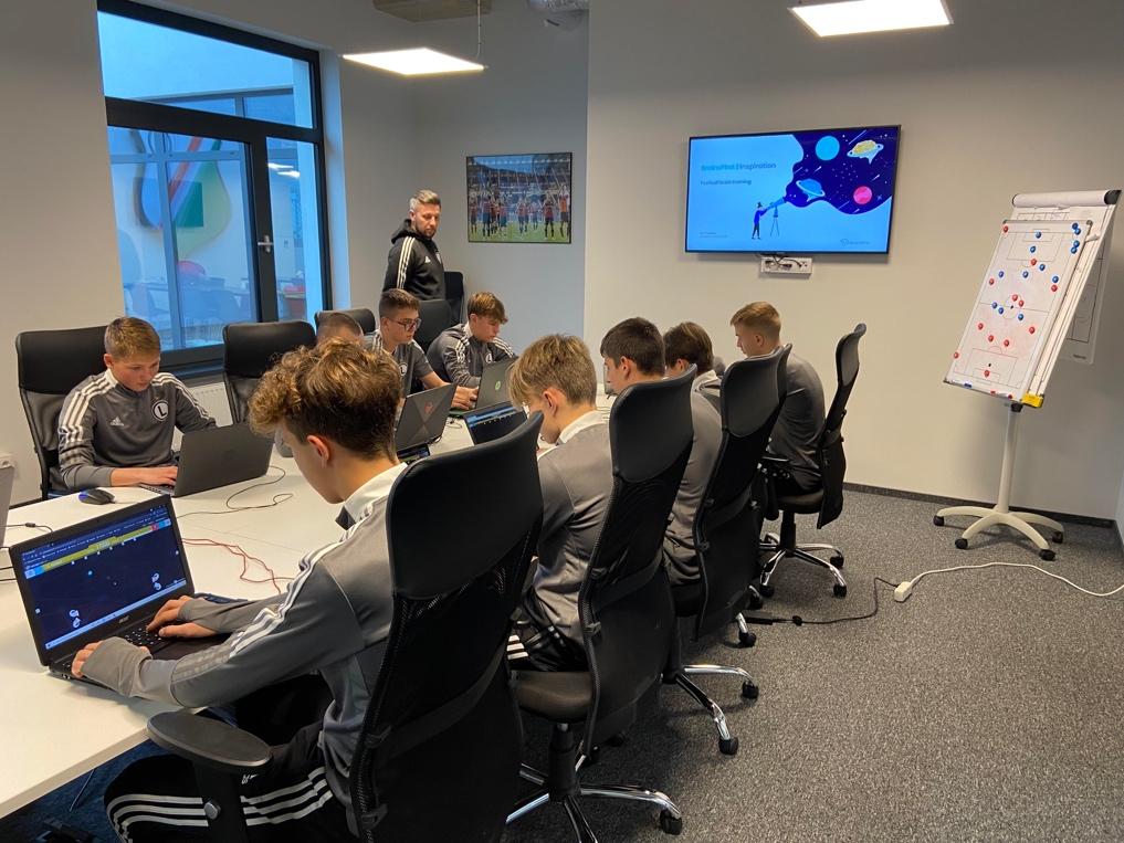 Legia Warsaw & BrainsFirst kick-off ‘game intelligence’-project